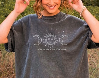 Camisa personalizable Sol y Luna Colores de confort de gran tamaño Camiseta celestial Regalo para mujeres Camisa Boho Camisa de verano Space Cosmos Shirts