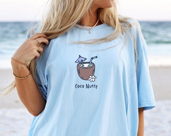 Camicia estiva Aloha Beach Bum Tshirt Camicia da spiaggia Vacanza T-shirt Oversize Comfort Colori Tee Camicia da spiaggia di cocco personalizzabile personalizzata