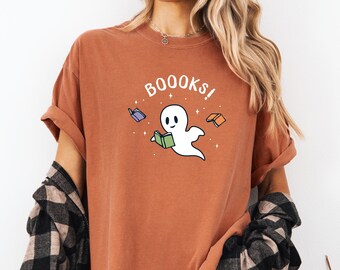 Teacher Shirt Ghost Books School College T Shirt Librarian Funny Halloween Boo Reading Tshirt Spooky Fall Comfort Colors Gift for Teacher