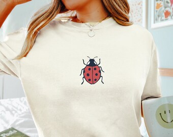 水彩てんとう虫Tシャツ：自然愛好家のためのガーデニングシャツ - Etsy