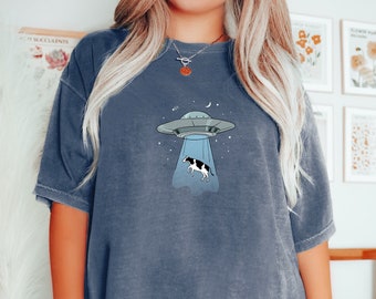 Funny UFO Alien Cow Shirt Cow Abduction Tshirt Alien Tee UFO Tshirt Space Shirt Flying Saucer Tee Comfort Colors