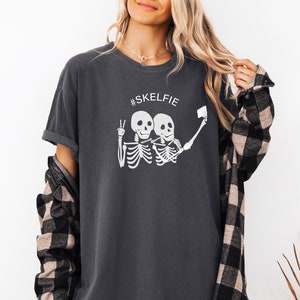 Halloween Shirt Selfie Skeletons Skelfie Tshirt Stay Spooky Tee Spooky Season Fall Shirt Oversized (size up) Tshirt Comfort Colors