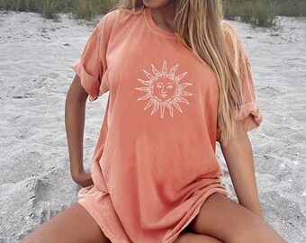 Sun Shirt Celestial Tee Summer Ocean Beach Oversized Sunshine Trendy Tshirt Outerbanks Outer Banks Show Comfort Colors Women's T-shirts