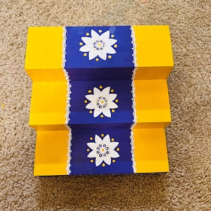 2 count Kolam design 3 Step Stool for Pooja (2 Count) | Muggulu | Kolam | Rangoli | Return Gifts | Festival | Housewarming/ diya holder