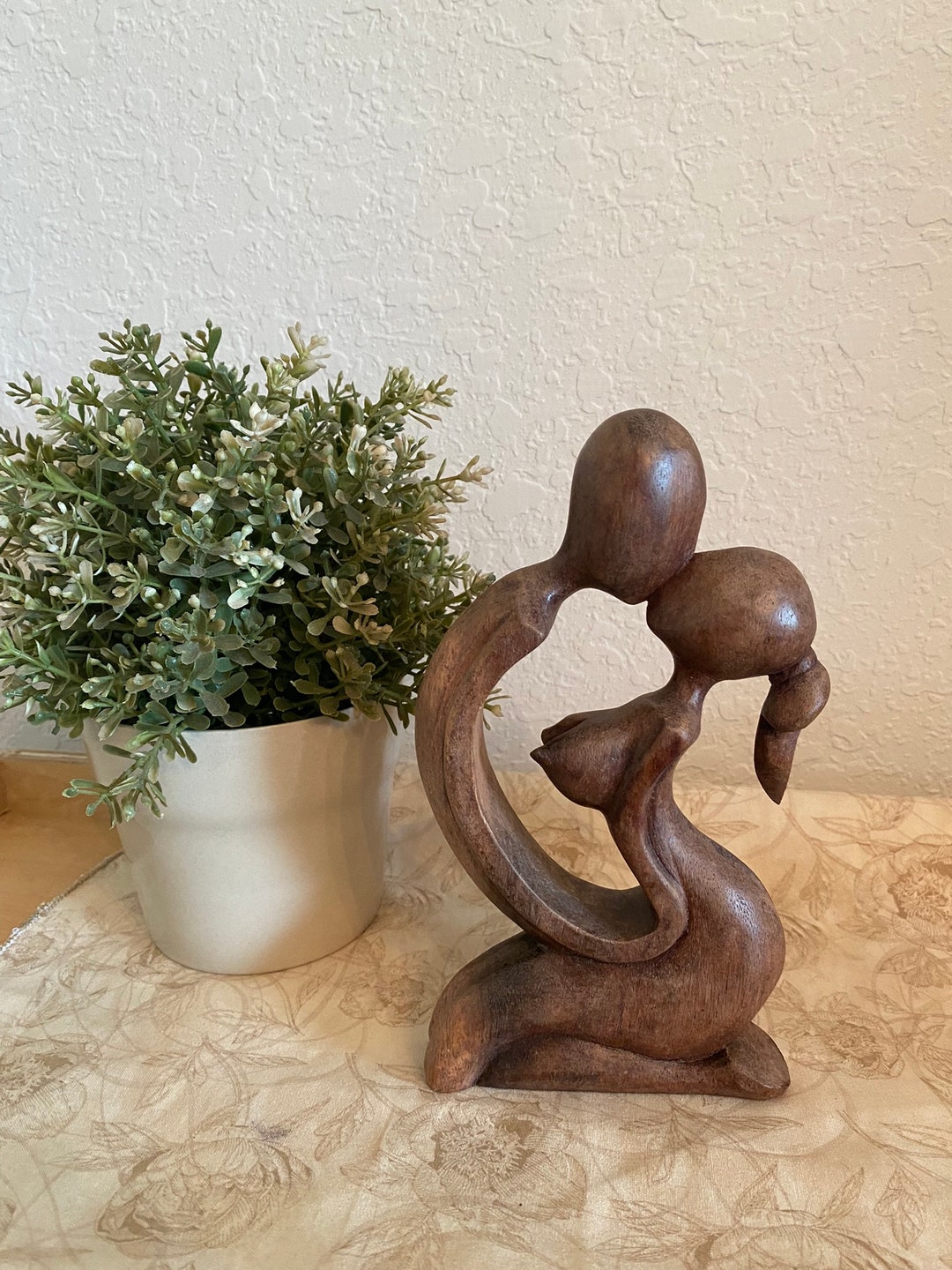 Carved Wood Kissing Couple Figurine Vintage Carved Wood Etsy