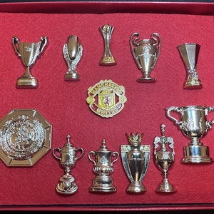 Manchester United Pin Badge Set