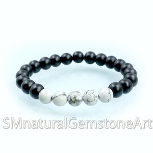 Howlite & Matte Black Onyx Beaded Stretch Bracelet: Unisex Healing Gemstone