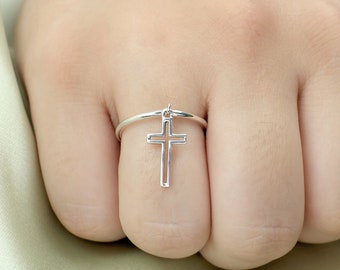 Sterling Silver Cross Charm Ring: Minimalist Christian Faith Jewelry