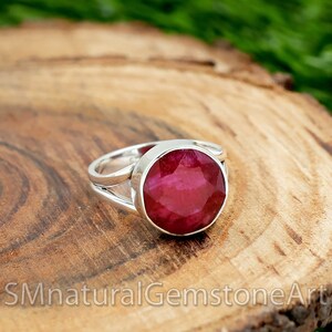 Indisk rubinring i sterlingsilver: Boho-ring med splitband