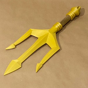 Hollow Trident with cavity for LED&#39;s and batteries (3D Printed Costume accessory)