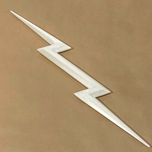 24in Hollow Lightning Bolt 3D Print with cavity for LED&#39;s and batteries