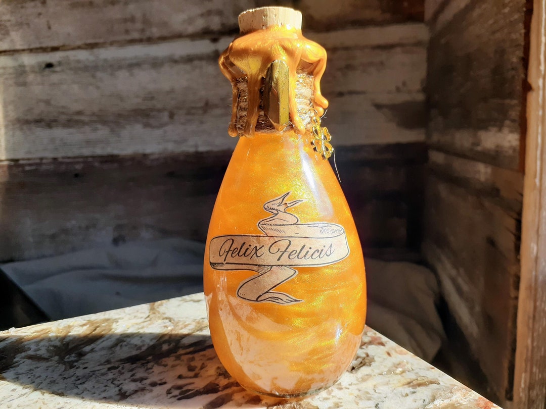 Felix Felicis Limited Edition Color Changing Potion Bottle Liquid Luck ...