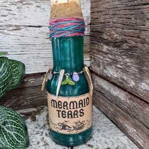 Mermaid Tears Potion Bottle | Color Changing Magic Potion | Glass Apothecary Decor | Witch & Wizard Prop Collectible