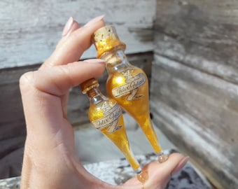 Felix Felicis Potion Liquid Luck Glass Vial | Glass Teardrop Felix Felicis Magic Potion Bottle | Witch & Wizard Prop Replica Collectible
