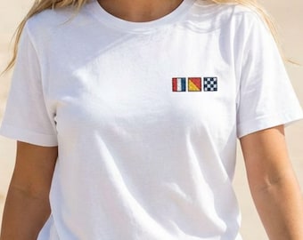 Camiseta bordada con bandera náutica e iniciales personalizadas, camiseta personalizada para marineros, navegantes, amantes de los cruceros y la náutica, regalo náutico.