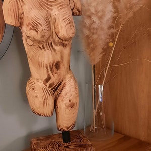 Holzskulptur Kettensägenschnitzereien Handgemacht Bild 4