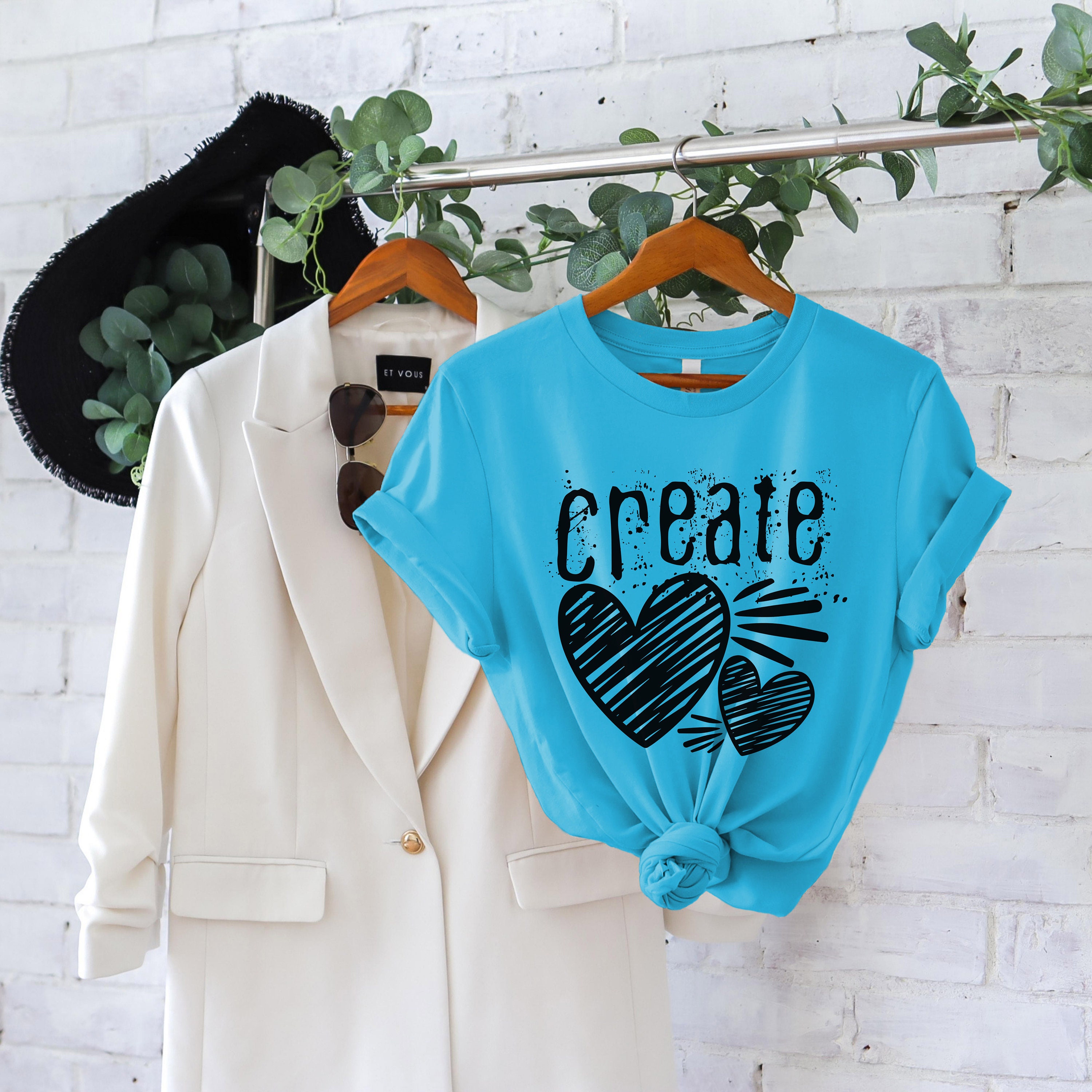 Create T-shirt - Artist Shirt - Heart T-shirt - Art Teacher Tee - Heart ...