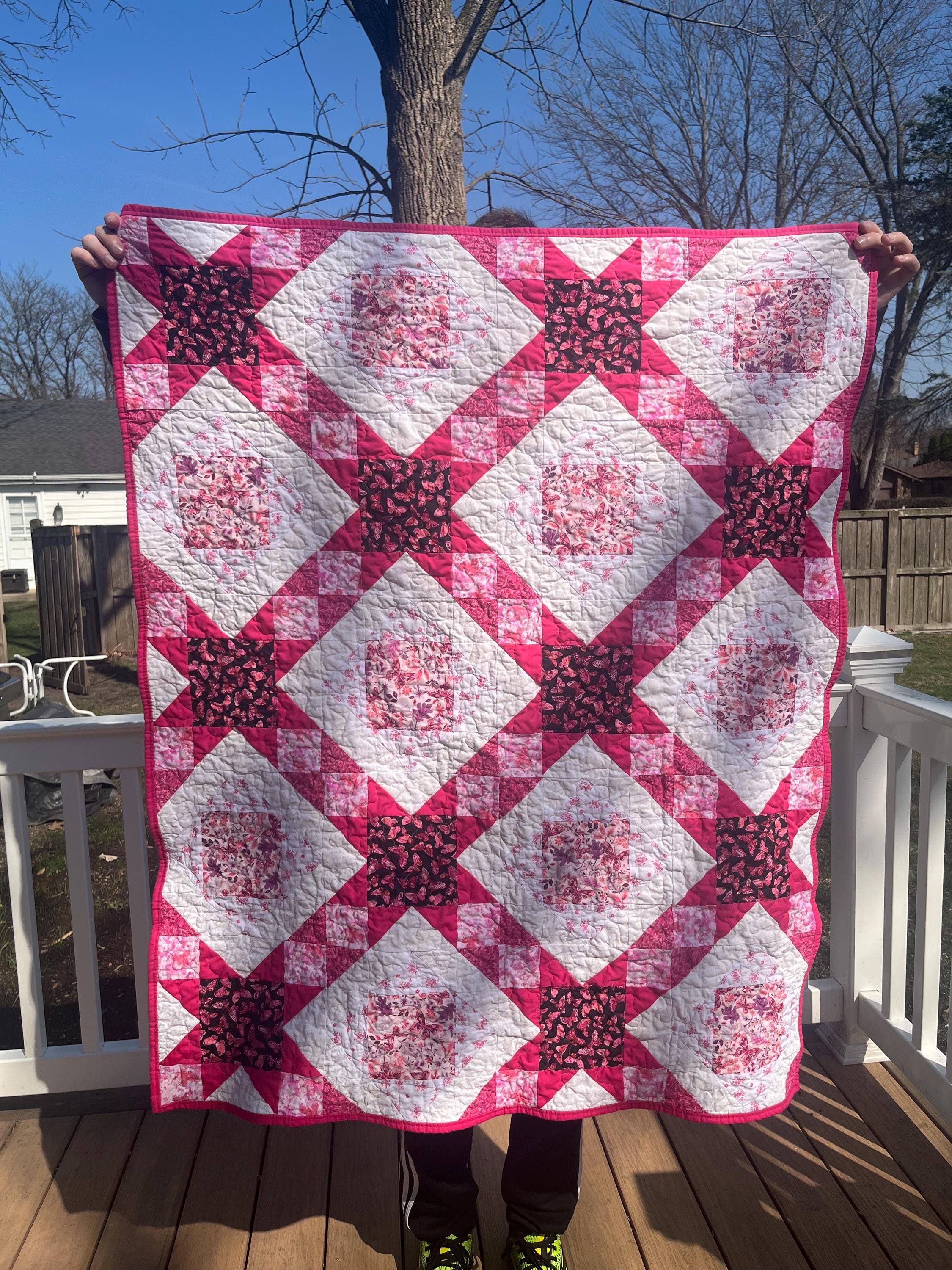 Butterfly Rosy Garden Quilt - Etsy