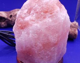 Himalayan Salt Lamp Night Light USB Powered Pink Salt Lamp Small Wooden Base for Bedroom Night Lamp Natural Crystal Salt Light Home Décor