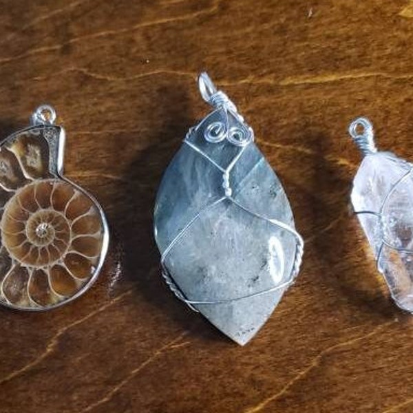 One (1) Pendant Gift Idea Sunset Labradorite Ammonite Fossil Lemurian 3rd Eye Promotion Divine Feminine    Soul Unity Awaken Freedom