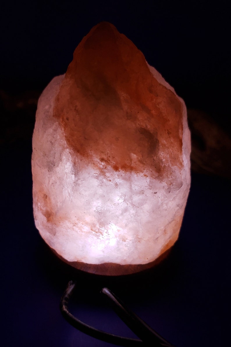 Bring serenity anywhere with this USB Himalayan Pink Salt Lamp, hand-carved from genuine Himalayan salt crystals. Compact and portable, it’s perfect for your desk, nightstand, or meditation space—just plug it into any USB port and enjoy its soothing glow.