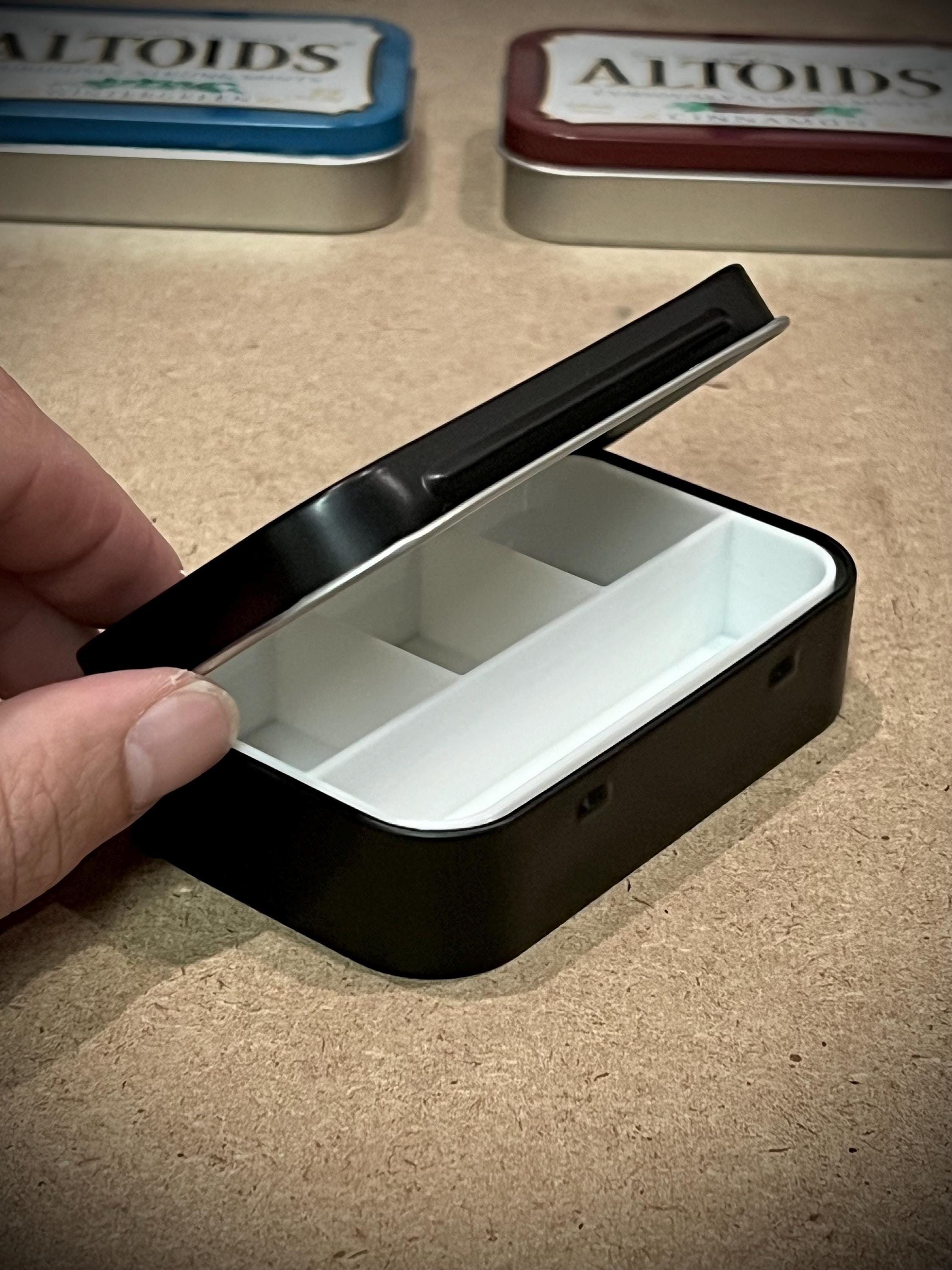 Kit De Survie Tinder De Poche Style Altoids - Magnésium, Paracorde, Tape - Neuf