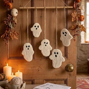 Ręcznie robiona dekoracja ścienna z motywem Punchneedle, znak na drzwi na Halloween, baner z duchami