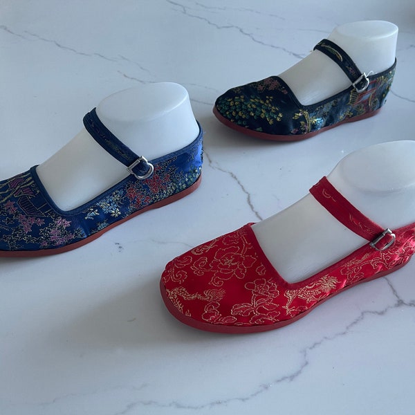 slip on mary jane shoes