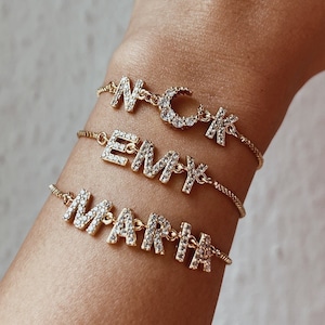 Bracelet nom personnalisé avec Zircona, bracelet lettre initiale, bracelet Crystal Fine Dainty, cadeau monogramme Alphabet