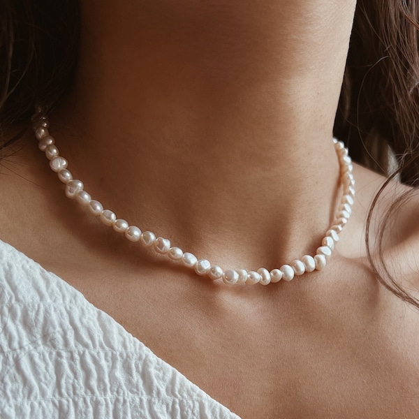 Simple natural pearl necklace, real freshwater pearl choker necklace, handmade delicate small white pearl short chain for women