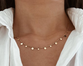 Gouden ketting met kleine plaatjes, fijne delicate ketting met munthanger, 18K verguld roestvrij staal, korte ketting filigraan choker