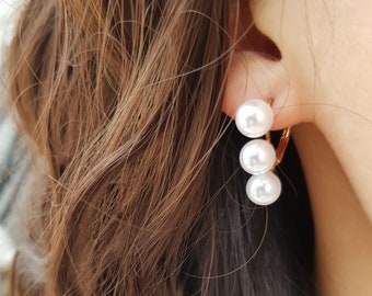 3 Perlen Ohrringe, zierliche Kleinen Perlen Ohrstecker, Schlichte Perle Creolen 925 Silber