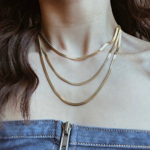 Three-row snake chain stainless steel 18K gold plated, golden multi-row herringbone chain, layering waterproof necklace