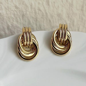 Gouden Vintage knoop oorbellen, minimalistische Stud Oorbellen 925 zilver, delicate sierlijke Stud Oorbellen afbeelding 1