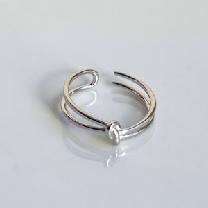 Sterling Silver 925 Fine Knot Ring Open, Tiny Thin Adjustable Love Knot Stacking Ring, Delicate Finger Ring Discreetly Individual
