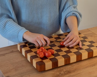 Professional chef's checkered solid wood cutting board, Design, Cutting Board all Natural Wood