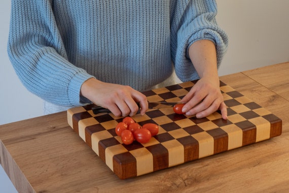 Professional Chef's Checkered Solid Wood Cutting Board, Design, Cutting  Board All Natural Wood 