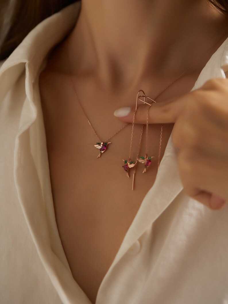 Einstück Kolibri Hoops I orecchini in argento sterling 925 con uccelli, orecchini a cerchio con zirconi verdi e rosa, oro 14 carati e oro rosa, anallergici, 1 x 2 x 0.3 cm