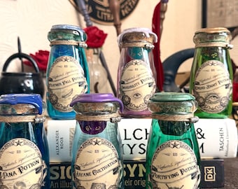 D20 Dice Potion Bottles: Handmade Color Changing Witchy Apothecary and Home Decor