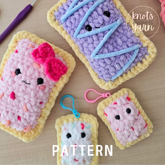 Mini Pop-Tart Crochet Pattern, Amigurumi Keychain, No-Sew PDF Download, Cute Plush DIY, Novelty Gift, Knots Merry Yarn