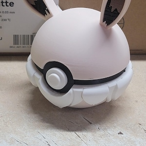 Shiny Eeveelution Anime Balls
