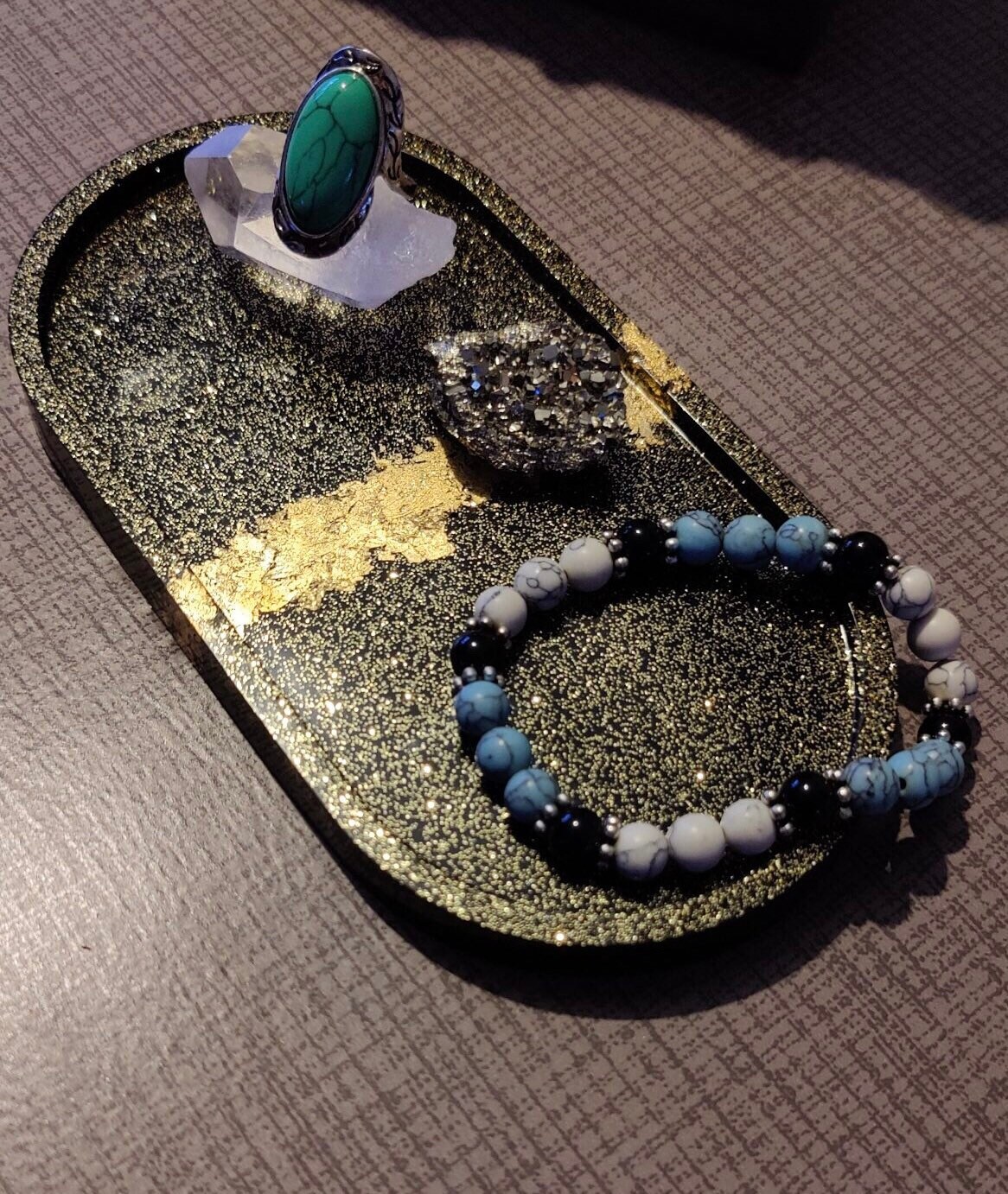 Plateau en Résine Noir et Or