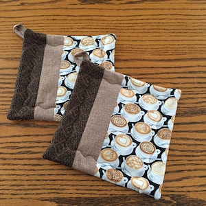 Set of 2 Quilted potholders