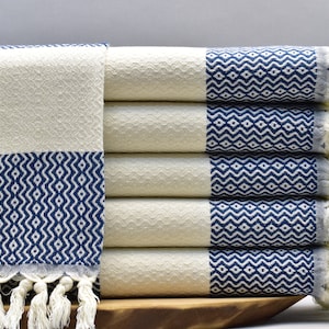 Organic Turkish Cotton Hand Towel: Navy Diamond Peshkir (16 x 38 inch)