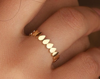 14K Gold Teardrop Ring: Dainty Pear Cut Band