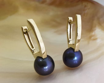 Black Pearl Earrings, English Lock Earrings, Freshwater Black Pearl Earrings in Gold, Pearl Bridal Earring, 14K Gold Modern Pearl Earring