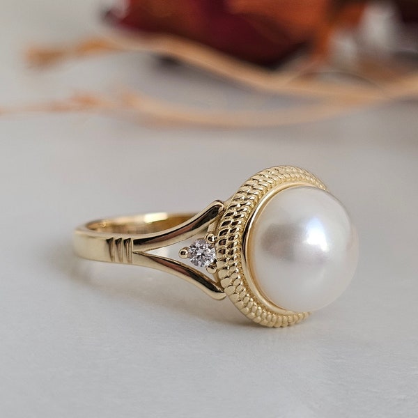 Vintage Pearl Ring By WorkshopZADE. Real Pearl Ring, 14K Gold Dainty Ring, Pearl Jewelry, Engagement Ring, Single Pearl, Stackable Ring
