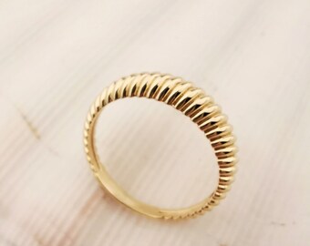 14K Gold Twisted Dome Ring: Chunky Braided Band