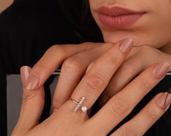 925 Silver Pearl Ring: Stacking Statement Ring
