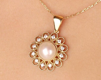 Vintage Sun Pearl Necklace: 14K Gold Bridal Pendant